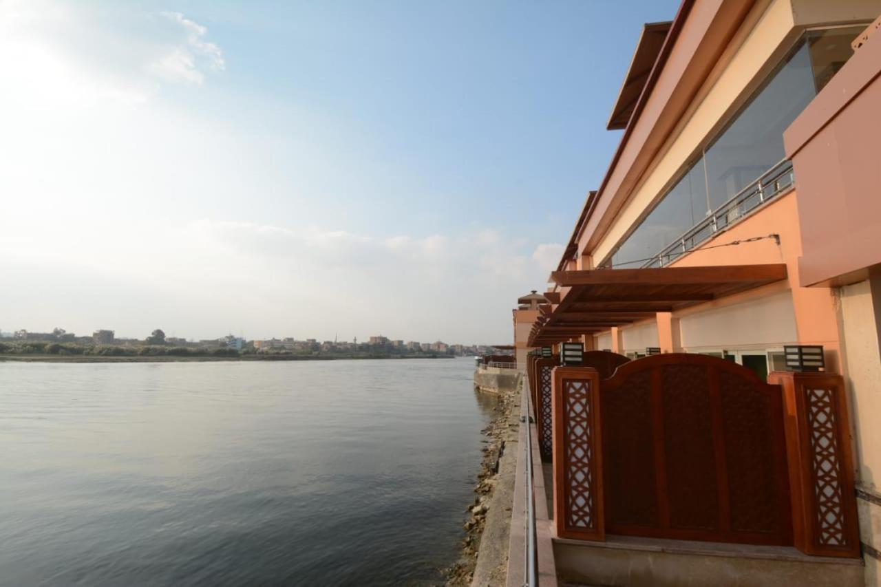 Nile Transport Hotel Cairo Exterior photo