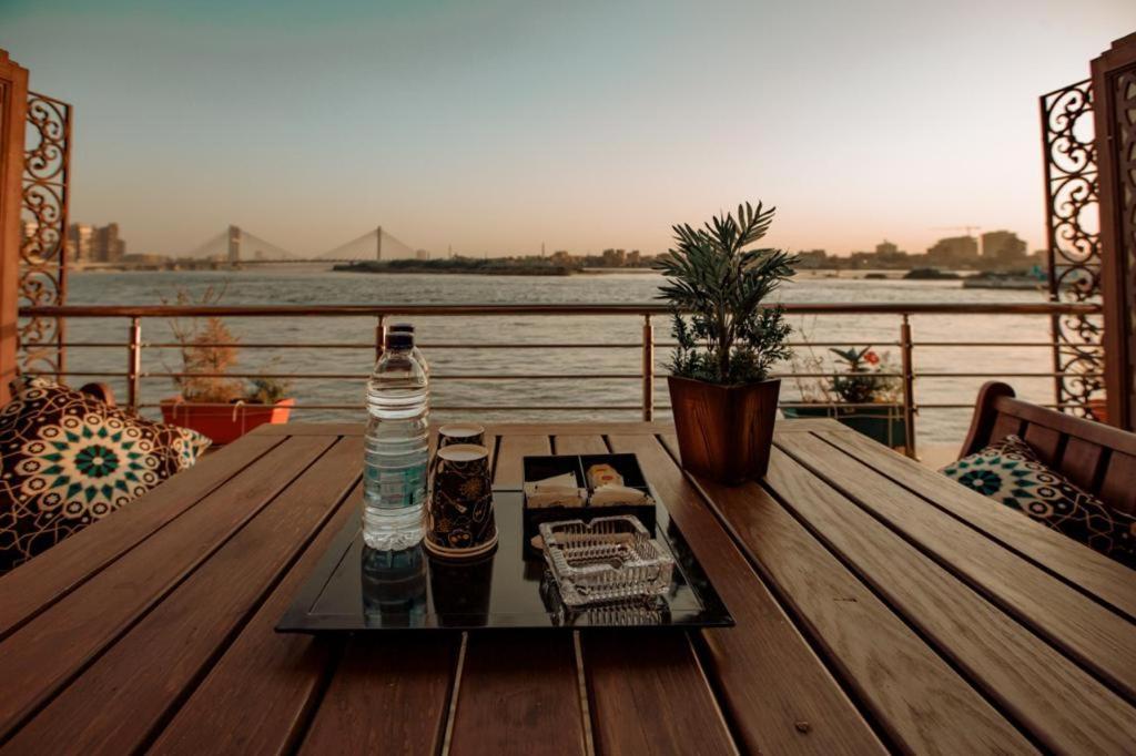 Nile Transport Hotel Cairo Exterior photo